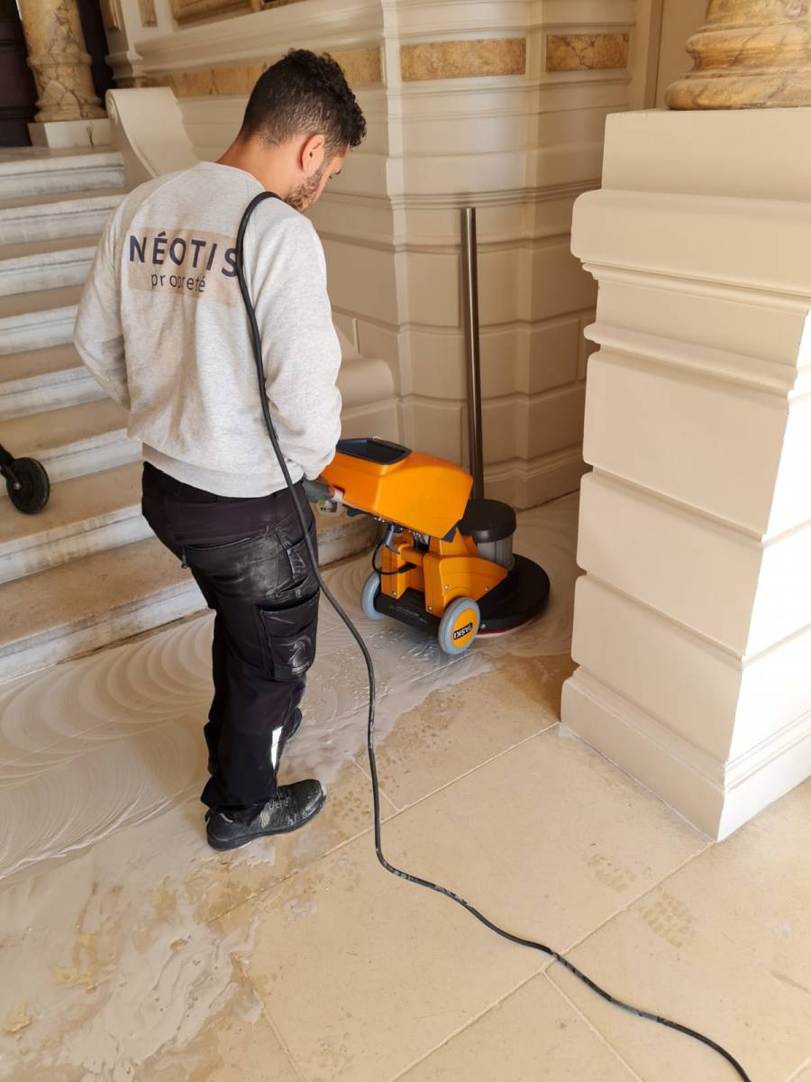 Pourquoi faire appel à une entreprise de nettoyage en Gironde?