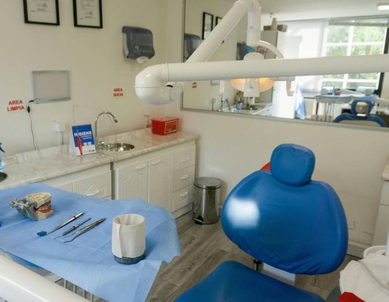 Quelle société de nettoyage choisir pour la remise en état après travaux d'un cabinet médical de Pessac, près de Bordeaux, en Gironde? 